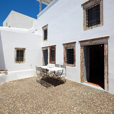Beautiful Maisonette With A Wonderful View * Pýrgos